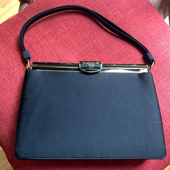 crown lewis handbolsas